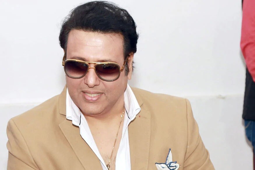 • সুশান্ত সিং রাজপুতের মৃত্যুর পর থেকে বলিউডে নেপোটিজম নিয়ে বারবারই প্রশ্ন উঠে আসছে। একে একে এই নিয়ে মুখ খুলেছেন অনেক নবীন ও প্রবীন অভিনেতা অভিনেত্রীরা। এবার মুখ খুললেন সুপারস্টার শত্রুঘ্ন সিনহা। তিনি একটি জাতীয় সংবাদমাধ্যমে দেওয়া সাক্ষাৎকারে তুলে আনলেন আরও এক সুপারস্টারের বলিউড থেকে হারিয়ে যাওয়ার প্রসঙ্গ। গোবিন্দার সিনেমা জগত থেকে হারিয়ে যাওয়ার সেই প্রসঙ্গই এখন আলোচিত হচ্ছে বি টাউনে। • সুশান্ত সিং রাজপুতের মৃত্যুর পর থেকে বলিউডে নেপোটিজম নিয়ে বারবারই প্রশ্ন উঠে আসছে। একে একে এই নিয়ে মুখ খুলেছেন অনেক নবীন ও প্রবীন অভিনেতা অভিনেত্রীরা। এবার মুখ খুললেন সুপারস্টার শত্রুঘ্ন সিনহা। তিনি একটি জাতীয় সংবাদমাধ্যমে দেওয়া সাক্ষাৎকারে তুলে আনলেন আরও এক সুপারস্টারের বলিউড থেকে হারিয়ে যাওয়ার প্রসঙ্গ। গোবিন্দার সিনেমা জগত থেকে হারিয়ে যাওয়ার সেই প্রসঙ্গই এখন আলোচিত হচ্ছে বি টাউনে।