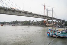 রাতের অন্ধকারে নদীতে ডুবে গেল মৎস্যজীবী ট্রলার ! রাতের অন্ধকারে নদীতে ডুবে গেল মৎস্যজীবী ট্রলার !
