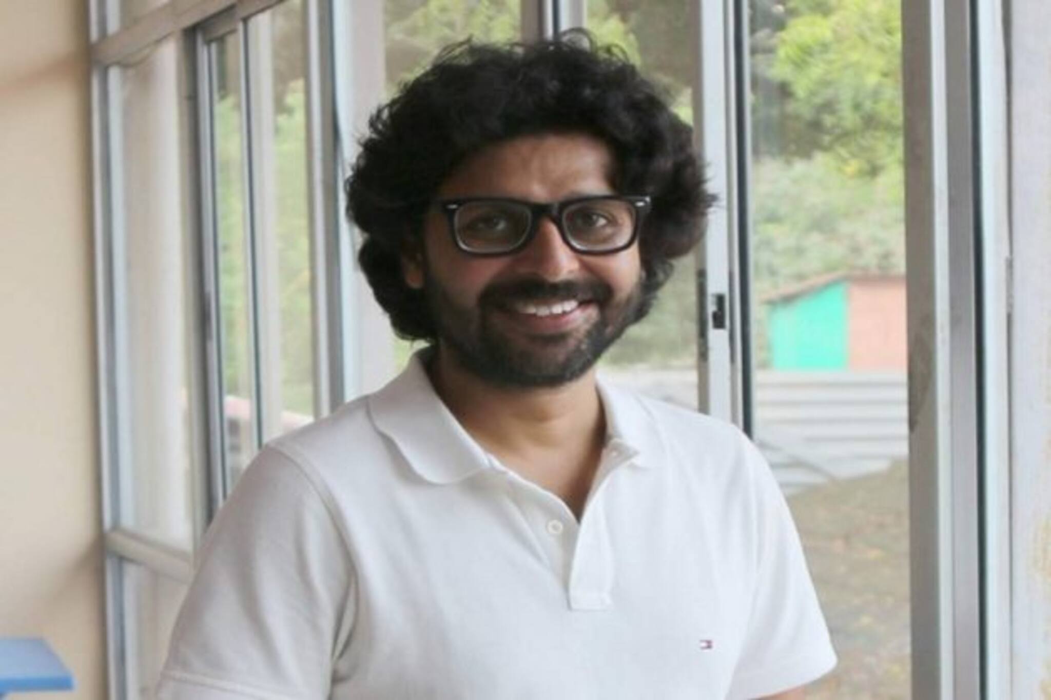 লকডাউনে গানের সুরে দুই বাংলাকে বাঁধলেন জয় সরকার-সুস্মিতা আনিস