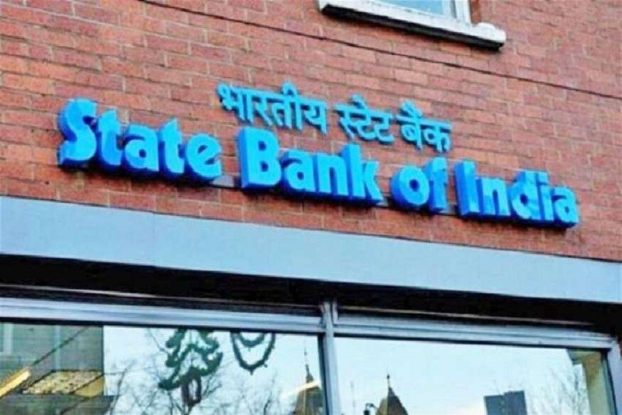 গ্রাহকদের বড় স্বস্তি দিল দেশের বৃহত্তম রাষ্ট্রায়ত্ত ব্যাঙ্ক স্টেট ব্যাঙ্ক অফ ইন্ডিয়া (Sate Bank of India)৷ ঋণের উপর সুদ কমার কথা ঘোষণা করল এসবিআই৷ স্টেট ব্যাঙ্ক MCLR ০.০৫ থেকে ০.১০ শতাংশ কমাচ্ছে৷ গ্রাহকদের বড় স্বস্তি দিল দেশের বৃহত্তম রাষ্ট্রায়ত্ত ব্যাঙ্ক স্টেট ব্যাঙ্ক অফ ইন্ডিয়া (Sate Bank of India)৷ ঋণের উপর সুদ কমার কথা ঘোষণা করল এসবিআই৷ স্টেট ব্যাঙ্ক MCLR ০.০৫ থেকে ০.১০ শতাংশ কমাচ্ছে৷
