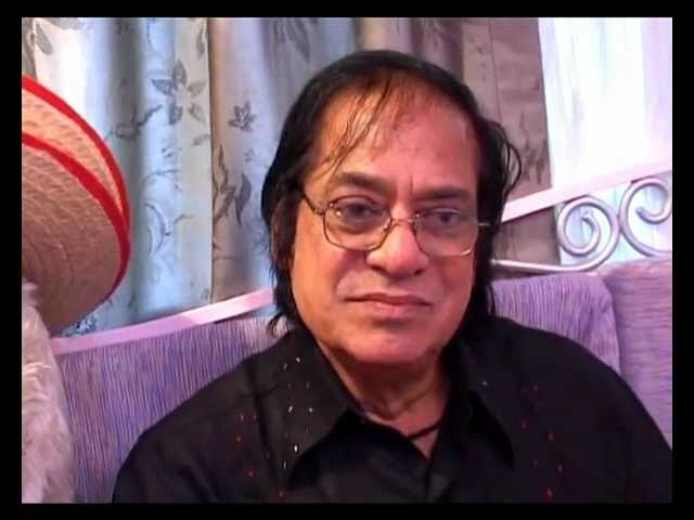 • জীবনকালে ৪০০-র বেশি ছবিতে অভিনয় করেছেন তিনি । তার মধ্যে অবশ্যই উল্ল্যেখযোগ্য ‘শোলে’র সুরমা ভোপালির চরিত্র । তাঁর বিখ্যাত ডায়লগ ‘মেরা নাম সুরমা ভোপালি অ্যায়সে হি নেহি হ্যায়’ সিনেপ্রেমীরা ভুলতে পারবেন না । • জীবনকালে ৪০০-র বেশি ছবিতে অভিনয় করেছেন তিনি । তার মধ্যে অবশ্যই উল্ল্যেখযোগ্য ‘শোলে’র সুরমা ভোপালির চরিত্র । তাঁর বিখ্যাত ডায়লগ ‘মেরা নাম সুরমা ভোপালি অ্যায়সে হি নেহি হ্যায়’ সিনেপ্রেমীরা ভুলতে পারবেন না ।