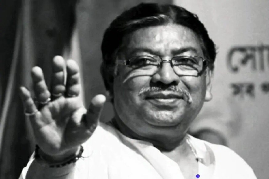 আট থেকে আশি সকলের ছোড়দা তিনি। দোর্দণ্ডপ্রতাপ কংগ্রেস নেতা। আজ তাঁর মৃত্যু মুছিয়ে দিয়েছে রাজনীতির রং। দলমত নির্বিশেষে সকলে শেষ শ্রদ্ধা জানালেন সোমেন মিত্রকে। আট থেকে আশি সকলের ছোড়দা তিনি। দোর্দণ্ডপ্রতাপ কংগ্রেস নেতা। আজ তাঁর মৃত্যু মুছিয়ে দিয়েছে রাজনীতির রং। দলমত নির্বিশেষে সকলে শেষ শ্রদ্ধা জানালেন সোমেন মিত্রকে।