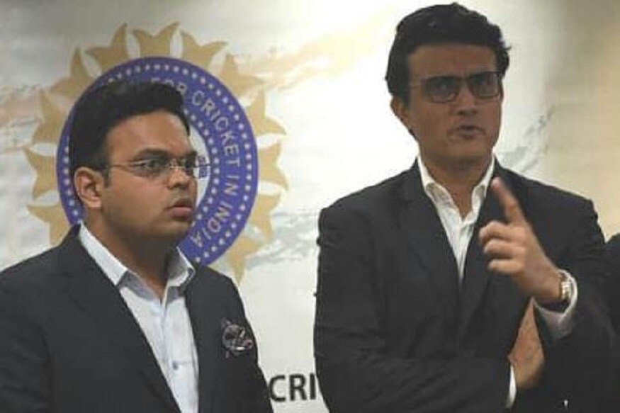 কঠিন সময়ে গড়াপেটার ছায়া থেকে বের করে অধিনায়ক সৌরভ গঙ্গোপাধ্যায় ভারতীয় ক্রিকেটকে যেভাবে সামনের দিকে চালিত করেছেন ঠিক একইভাবে বোর্ড প্রেসিডেন্ট হিসেবে সৌরভ তার দলবল নিয়ে সাফল্য এনে দিতে পারবেন। তবে এখন দেখার শীর্ষ আদালত কী সিদ্ধান্ত নেয়।এখন দেখার সুপ্রিম কোর্টের আবেদনে সাড়া দিয়ে সৌরভদের পক্ষে কোন রায় দেন কিনা। তবে ইতিমধ্যেই সৌরভকে আইসিসি চেয়ারম্যান হিসেবে দেখতে চেয়ে সঙ্গাকারার মত অনেক প্রাক্তন ক্রিকেটার ইচ্ছে প্রকাশ করেছেন।Input-Erom Roy Burman কঠিন সময়ে গড়াপেটার ছায়া থেকে বের করে অধিনায়ক সৌরভ গঙ্গোপাধ্যায় ভারতীয় ক্রিকেটকে যেভাবে সামনের দিকে চালিত করেছেন ঠিক একইভাবে বোর্ড প্রেসিডেন্ট হিসেবে সৌরভ তার দলবল নিয়ে সাফল্য এনে দিতে পারবেন। তবে এখন দেখার শীর্ষ আদালত কী সিদ্ধান্ত নেয়।এখন দেখার সুপ্রিম কোর্টের আবেদনে সাড়া দিয়ে সৌরভদের পক্ষে কোন রায় দেন কিনা। তবে ইতিমধ্যেই সৌরভকে আইসিসি চেয়ারম্যান হিসেবে দেখতে চেয়ে সঙ্গাকারার মত অনেক প্রাক্তন ক্রিকেটার ইচ্ছে প্রকাশ করেছেন।Input-Erom Roy Burman