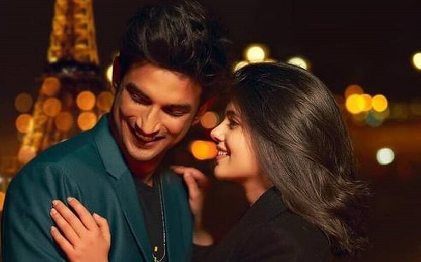 সুশান্তের ক্যারিজমা, ম্যাজিক আজও এতটুকু ফিঁকে হয়নি! প্রিয় অভিনেতার শেষ ছবি দেখতে হটস্টারে ভিড় জমান আট থেকে আশি! একই সময়ে এত সংখ্যক মানুষ 'দিল বেচারা' দেখতে থাকেন যে একসময়ে ক্র্যাশ করে যায় হটস্টার! ফলে বহু দশর্ককে সমস্যার মধ্যে পড়তে হয়। পরিচালক হনসল মেহেতাও একই সমস্যায় ভুক্তভোগী। নিজেই ট্যুইট করে সে'কথা জানান পরিচালক। 