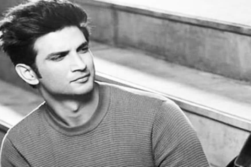 সুশান্ত সিং রাজপুতের মৃত্যুর তদন্ত নিয়ে রাজনৈতিক চাপানউতোর চরমে। বিহারের মুখ্যমন্ত্রী নীতীশ কুমার বলেন, সুশান্তের পরিবার চাইলে তদন্তে করবে সিবিআই। আরেকদিকে, মহারাষ্ট্রের মুখ্যমন্ত্রী উদ্ধব ঠাকরের অভিযোগ, সুশান্ত মামলায় জোর করে রাজনৈতিক রঙ লাগানো হচ্ছে ৷ সুশান্ত সিং রাজপুতের মৃত্যুর তদন্ত নিয়ে রাজনৈতিক চাপানউতোর চরমে। বিহারের মুখ্যমন্ত্রী নীতীশ কুমার বলেন, সুশান্তের পরিবার চাইলে তদন্তে করবে সিবিআই। আরেকদিকে, মহারাষ্ট্রের মুখ্যমন্ত্রী উদ্ধব ঠাকরের অভিযোগ, সুশান্ত মামলায় জোর করে রাজনৈতিক রঙ লাগানো হচ্ছে ৷