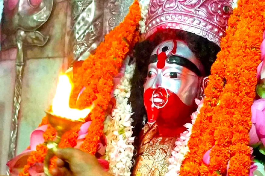 করোনা আবহে অগাস্ট মাসে ফের বন্ধ তারাপীঠ মন্দির। সিদ্ধান্ত বীরভূম জেলা প্রশাসন ও তারাপীঠ মন্দির কমিটির। Story: Supratim Das করোনা আবহে অগাস্ট মাসে ফের বন্ধ তারাপীঠ মন্দির। সিদ্ধান্ত বীরভূম জেলা প্রশাসন ও তারাপীঠ মন্দির কমিটির। Story: Supratim Das