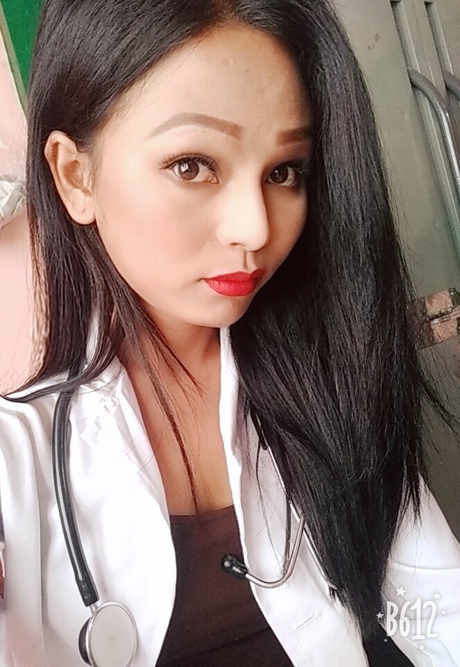 বিয়ন্সি জানান, ‘‘ আমি যে ছেলে নই ৷ সেটা আমি বুঝতে পারি যখন আমি ইম্ফলের এইচআরডি অ্যাকাডেমি স্কুলের ক্লাস ৮-এ পড়ি ৷ যদিও নিজের আসল পরিচয় আমি সেসময়ে কখনও কাউকে জানাই নি ৷ যতদিন না এমবিবিএস-এর তৃতীয় বর্ষ শুরু হয় আমার ৷ ’’ বিয়ন্সি জানান, ‘‘ আমি যে ছেলে নই ৷ সেটা আমি বুঝতে পারি যখন আমি ইম্ফলের এইচআরডি অ্যাকাডেমি স্কুলের ক্লাস ৮-এ পড়ি ৷ যদিও নিজের আসল পরিচয় আমি সেসময়ে কখনও কাউকে জানাই নি ৷ যতদিন না এমবিবিএস-এর তৃতীয় বর্ষ শুরু হয় আমার ৷ ’’