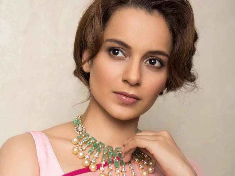 সেটি টের পেয়েছেন কঙ্গনা রানাওয়াতও ৷ আর তাই তো এবার ট্যুইট করে নায়িকা জানালেন তাঁর মনের কথা ৷ সেটি টের পেয়েছেন কঙ্গনা রানাওয়াতও ৷ আর তাই তো এবার ট্যুইট করে নায়িকা জানালেন তাঁর মনের কথা ৷