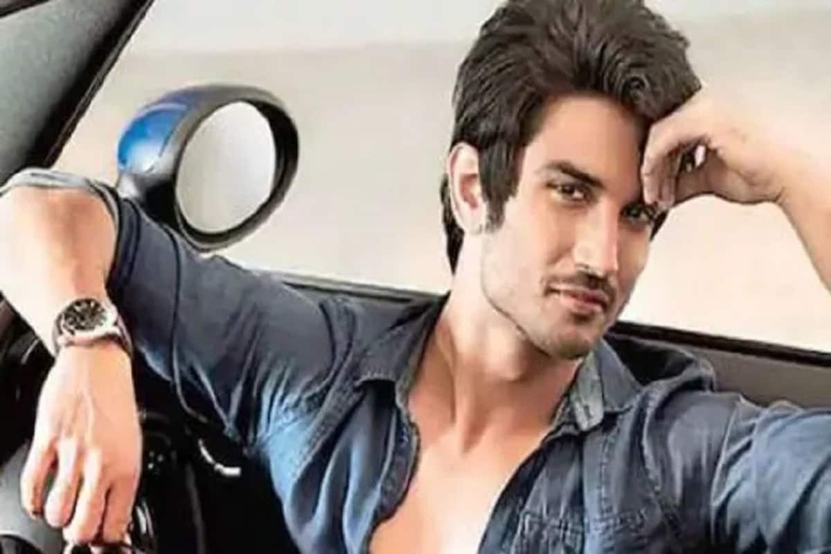 একটি সূত্র বলছে, মুকেশ ছাবড়ার পরিচালক হিসেবে পথচলার শুরু ছিল এই দিল বেচারা। নিছক বন্ধুত্বের খাতিরে, যাতে মুকেশের পথচলাটা আরও মসৃণ হয়, তা নিশ্চিত করতেই নিজের পারিশ্রমিক নিয়ে কম্প্রোমাইজ করেছিলেন সুশান্ত। একটি সূত্র বলছে, মুকেশ ছাবড়ার পরিচালক হিসেবে পথচলার শুরু ছিল এই দিল বেচারা। নিছক বন্ধুত্বের খাতিরে, যাতে মুকেশের পথচলাটা আরও মসৃণ হয়, তা নিশ্চিত করতেই নিজের পারিশ্রমিক নিয়ে কম্প্রোমাইজ করেছিলেন সুশান্ত।