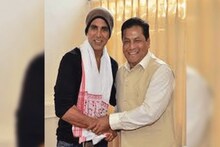 বন্যা কবলিত অসমকে ১ কোটি টাকা অর্থসাহায্য, অক্ষয় কুমারকে ধন্যবাদ সোনোওয়ালের