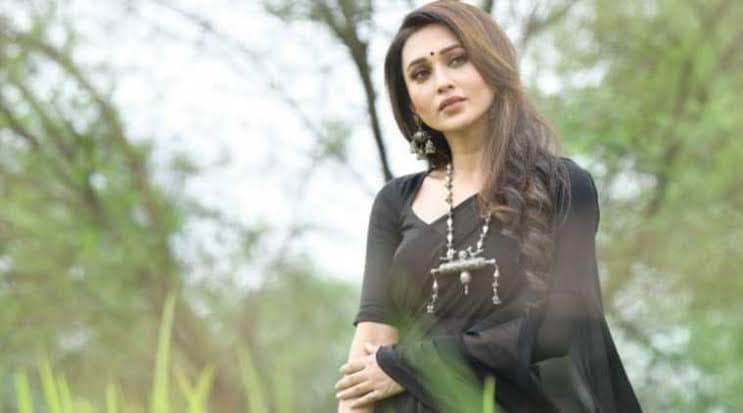 এই পোস্টটি দেখতে পান মিমি ও তাঁর টিম। বিষয়টা জানতে পেরেই সাহায্যের হাত বাড়িয়ে দেন মিমি। এই ঘটনা তাঁর নির্বাচনী এলাকার মধ্যে না ঘটলেও তিনি নিজে থেকে এগিয়ে আসেন। এই পোস্টটি দেখতে পান মিমি ও তাঁর টিম। বিষয়টা জানতে পেরেই সাহায্যের হাত বাড়িয়ে দেন মিমি। এই ঘটনা তাঁর নির্বাচনী এলাকার মধ্যে না ঘটলেও তিনি নিজে থেকে এগিয়ে আসেন।
