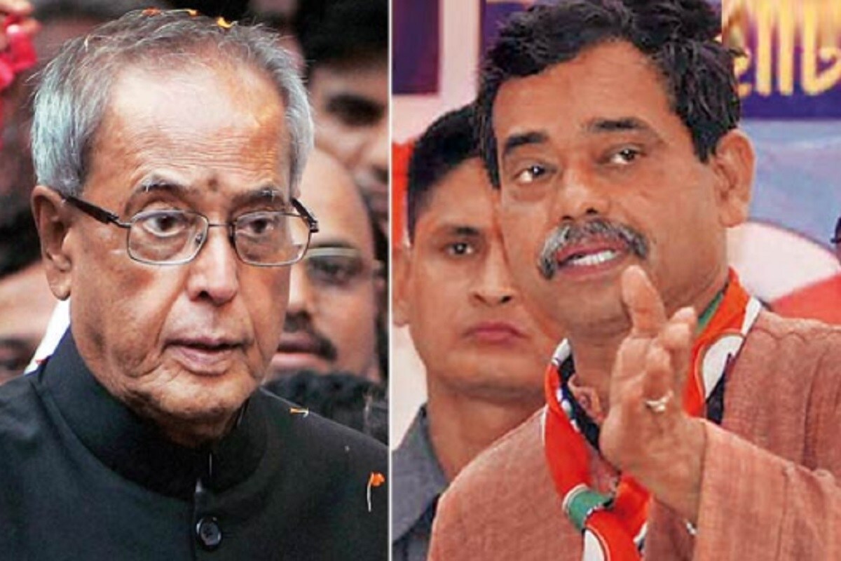 অভিজিতের কথা অনুযায়ী, প্রণব তাঁকে বলেছিলেন 'কাঁঠাল নিয়ে আয়৷' বীরভূমে তাঁর নিজের গ্রামমিরাটির কাঁঠালই খেতে চেয়েছিলেন প্রাক্তন রাষ্ট্রপতি৷ প্রণব পুত্রের কথায়, 'কলকাতা থেকে আমি মিরাটি গ্রামে গিয়েছিলাম কাঁঠাল আনতে৷ প্রায় ২৫ কেজি ওজনের একটি পাকা কাঁঠাল নিয়ে এর পর ট্রেনে দিল্লিতে গিয়ে বাবার সঙ্গে দেখা করি৷ বাবা এবং আমি দু' জনেই ট্রেন সফর করতে খুবই ভালবাসি৷' অভিজিতের কথা অনুযায়ী, প্রণব তাঁকে বলেছিলেন 'কাঁঠাল নিয়ে আয়৷' বীরভূমে তাঁর নিজের গ্রামমিরাটির কাঁঠালই খেতে চেয়েছিলেন প্রাক্তন রাষ্ট্রপতি৷ প্রণব পুত্রের কথায়, 'কলকাতা থেকে আমি মিরাটি গ্রামে গিয়েছিলাম কাঁঠাল আনতে৷ প্রায় ২৫ কেজি ওজনের একটি পাকা কাঁঠাল নিয়ে এর পর ট্রেনে দিল্লিতে গিয়ে বাবার সঙ্গে দেখা করি৷ বাবা এবং আমি দু' জনেই ট্রেন সফর করতে খুবই ভালবাসি৷'