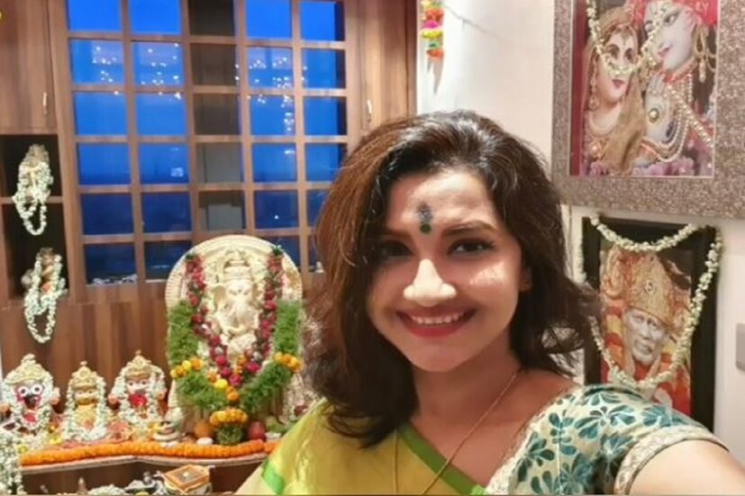 ▪️বাড়িতে ধুমধাম করে গণেশ পুজো করলেন রচনা বন্দ্যোপাধ্যায়৷ গণেশ চতুর্থীতে বাড়িতে হল হোমযোজ্ঞ৷ 