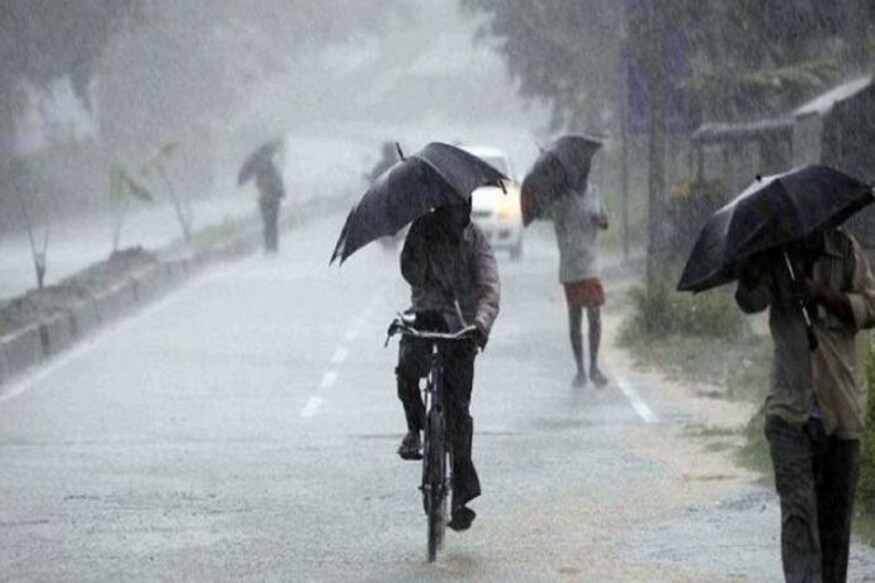 *কলকাতায় বুধবার সকালে সর্বনিম্ন তাপমাত্রা ছিল ২৫.৫ ডিগ্রি সেলসিয়াস । যা স্বাভাবিকের থেকে এক ডিগ্রি সেলসিয়াস নিচে। গতকাল বিকেলে সর্বোচ্চ তাপমাত্রা ছিল ২৯.৫ ডিগ্রি সেলসিয়াস। যা স্বাভাবিকের থেকে ২ডিগ্রি সেলসিয়াস নিচে। বাতাসে আপেক্ষিক আদ্রতার পরিমাণ ৯০ থেকে ৯৮ শতাংশ। গত ২৪ ঘন্টায় বৃষ্টিপাতের পরিমাণ ২৪ মিলিমিটার। ফাইল ছবি। *কলকাতায় বুধবার সকালে সর্বনিম্ন তাপমাত্রা ছিল ২৫.৫ ডিগ্রি সেলসিয়াস । যা স্বাভাবিকের থেকে এক ডিগ্রি সেলসিয়াস নিচে। গতকাল বিকেলে সর্বোচ্চ তাপমাত্রা ছিল ২৯.৫ ডিগ্রি সেলসিয়াস। যা স্বাভাবিকের থেকে ২ডিগ্রি সেলসিয়াস নিচে। বাতাসে আপেক্ষিক আদ্রতার পরিমাণ ৯০ থেকে ৯৮ শতাংশ। গত ২৪ ঘন্টায় বৃষ্টিপাতের পরিমাণ ২৪ মিলিমিটার। ফাইল ছবি।