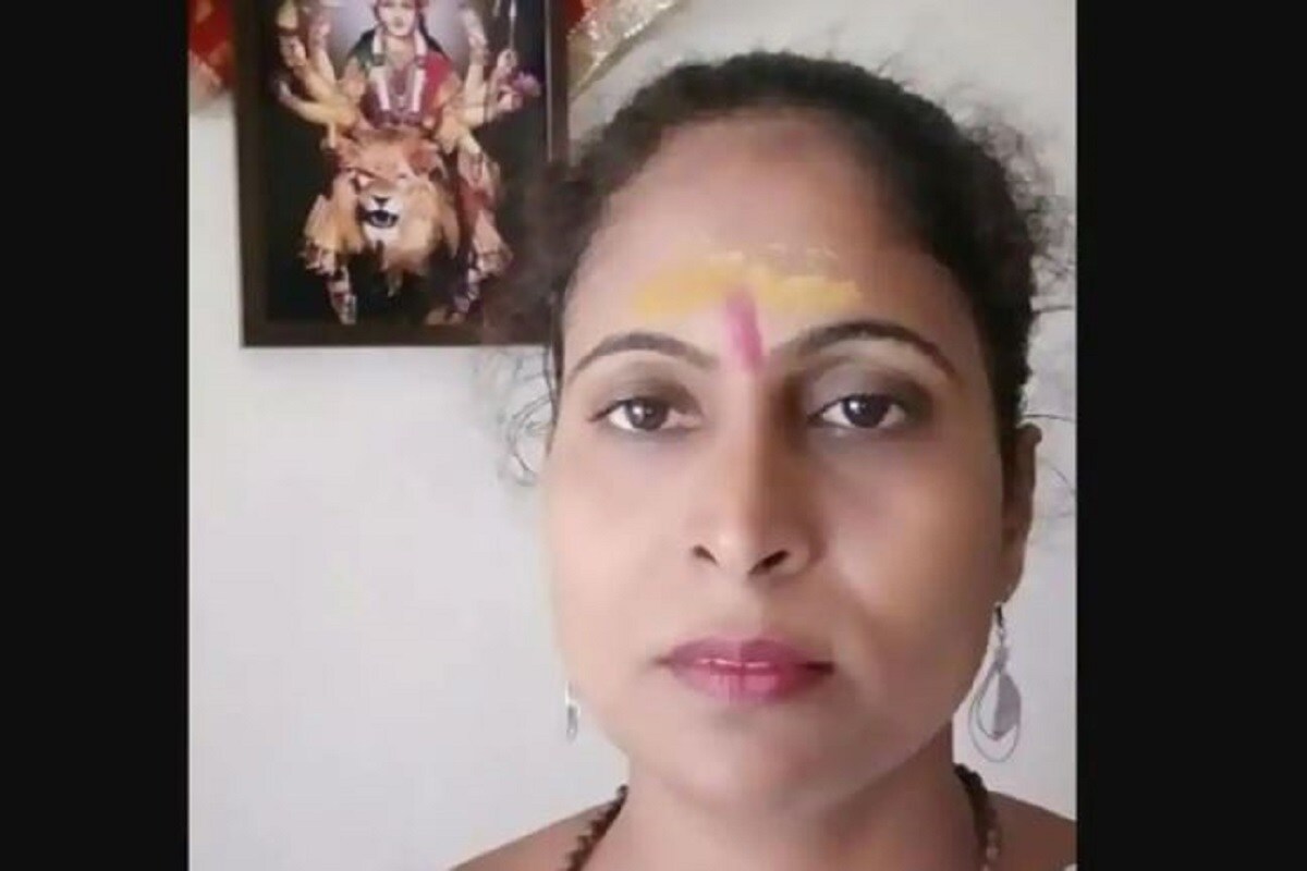 ▪️একই সঙ্গে তিনি নোটে মণীষ ঝা নামে এক ব্যক্তির কথা উল্লেখ করেছেন যিনি লকডাউনের সময় তাঁর বিহারের বাড়ি থেকে বাইক নিয়ে যান, যা তিনি আর ফেরাননি৷ ▪️একই সঙ্গে তিনি নোটে মণীষ ঝা নামে এক ব্যক্তির কথা উল্লেখ করেছেন যিনি লকডাউনের সময় তাঁর বিহারের বাড়ি থেকে বাইক নিয়ে যান, যা তিনি আর ফেরাননি৷