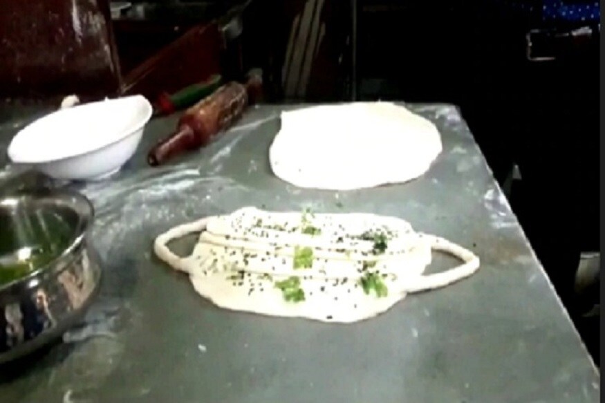 রেস্তোরাঁর বক্তব্য, আপনার স্বাস্থ্য সুরক্ষা আমাদের প্রাথমিক গুরুত্ব৷ আমরা পরিচ্ছন্নতা বজায় রাখছি৷ সর্বদা স্যানিটাইজেশন চলছে৷ আমরা টাচ-লেস মেনু চালু করেছি৷ যাতে সোশ্যাল ডিস্ট্যান্সিং বজায় রাখা যায়৷ রেস্তোরাঁর বক্তব্য, আপনার স্বাস্থ্য সুরক্ষা আমাদের প্রাথমিক গুরুত্ব৷ আমরা পরিচ্ছন্নতা বজায় রাখছি৷ সর্বদা স্যানিটাইজেশন চলছে৷ আমরা টাচ-লেস মেনু চালু করেছি৷ যাতে সোশ্যাল ডিস্ট্যান্সিং বজায় রাখা যায়৷