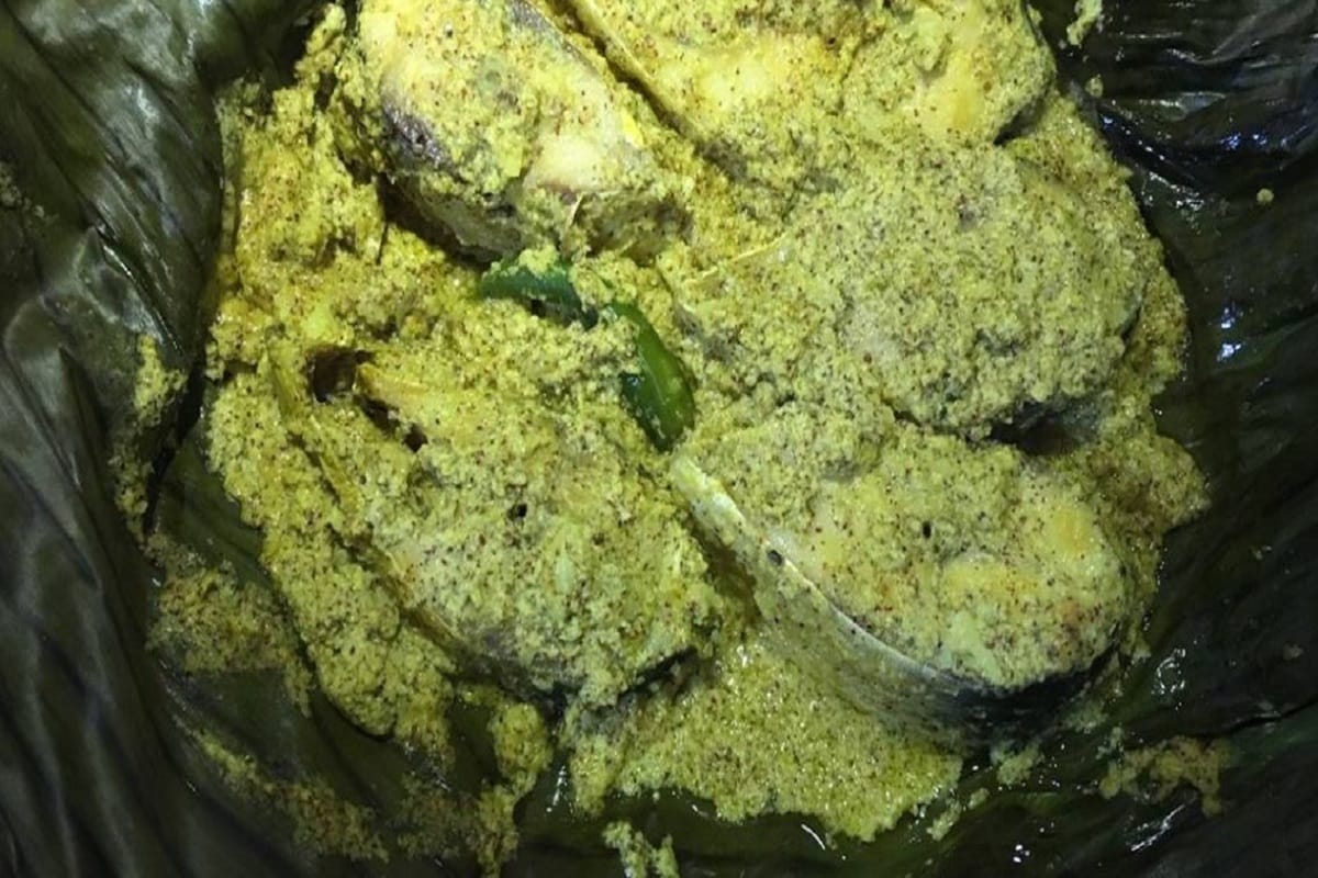ইলিশ মাছ এবং ইলিশ মাছের তেল হার্টের জন্যও খুব ভালো৷ যাদের কোলেস্টরল বেশি তারাও ইলিশ মাছ খান৷ কারণ তা খারাপ কোলেস্টেরল এলডিএলকে কমিয়ে দেয়৷ এলডিএল বেড়ে গেলে কিন্ত্ত হার্ট ব্লকের সমস্যা হতে পারে৷ Photo- Collected ইলিশ মাছ এবং ইলিশ মাছের তেল হার্টের জন্যও খুব ভালো৷ যাদের কোলেস্টরল বেশি তারাও ইলিশ মাছ খান৷ কারণ তা খারাপ কোলেস্টেরল এলডিএলকে কমিয়ে দেয়৷ এলডিএল বেড়ে গেলে কিন্ত্ত হার্ট ব্লকের সমস্যা হতে পারে৷ Photo- Collected