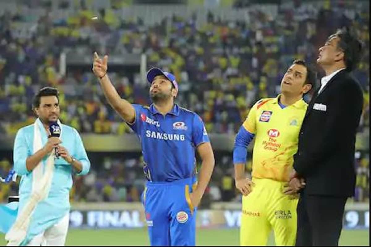তবে প্রস্তুতির দিক থেকে পিছিয়েই রয়েছে সিএসকে৷ কারণ প্রথম ম্যাচে তাদের প্রতিপক্ষ গতবারের চ্যাম্পিয়ন মুম্বই ইন্ডিয়ান্স গত এক সপ্তাহ ধরে অনুশীলন করছে৷ Photo- File তবে প্রস্তুতির দিক থেকে পিছিয়েই রয়েছে সিএসকে৷ কারণ প্রথম ম্যাচে তাদের প্রতিপক্ষ গতবারের চ্যাম্পিয়ন মুম্বই ইন্ডিয়ান্স গত এক সপ্তাহ ধরে অনুশীলন করছে৷ Photo- File