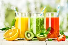 ঝকঝকে হয়ে উঠুক ত্বক, রোজ খান এই সব পানীয় !