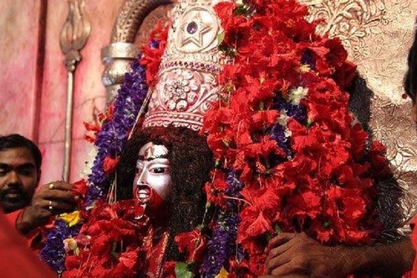 কৌশিকী অমাবস্যার রাতে ভুলেও বাড়ি থেকে অনেকটা দূরত্বে যাত্রা করবেন না। এই দিন যাত্রায় অশুভ প্রভাব আসতে পারে। পথে দুর্ঘটনা ঘটার বিপুল সম্ভাবনা থেকে যায়।