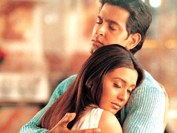 এই ছবির শ্যুটিংয়ে নাকি রানি-র দিকে হালকা ঢলে ছিলেন হৃতিক ৷ তবে এ গল্প একেবারেই গুঞ্জন ৷ বরং শোনা যায়, এই ছবির পরেই করিনা, রানি ও হৃতিকের মধ্যে জম্পেশ এক বন্ধুত্ব তৈরি হয় ৷ যা কিনা ছবিতেও দেখা গিয়েছিল ৷ এই ছবির শ্যুটিংয়ে নাকি রানি-র দিকে হালকা ঢলে ছিলেন হৃতিক ৷ তবে এ গল্প একেবারেই গুঞ্জন ৷ বরং শোনা যায়, এই ছবির পরেই করিনা, রানি ও হৃতিকের মধ্যে জম্পেশ এক বন্ধুত্ব তৈরি হয় ৷ যা কিনা ছবিতেও দেখা গিয়েছিল ৷