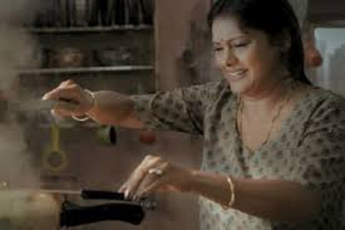 কিন্তু কেন এমন হচ্ছে? সমীক্ষকরা বলছেন স্টার্চি ফুড যেমন ভাত, কড়াইশুটি, বিনস, আলু, পাস্তা, নুডলস, শস্য প্রেশার কুকারে রান্না করলে অক্রিলাইমড নামক একটি ক্ষতিকারক পদার্থ নির্গত হয়। কিন্তু কেন এমন হচ্ছে? সমীক্ষকরা বলছেন স্টার্চি ফুড যেমন ভাত, কড়াইশুটি, বিনস, আলু, পাস্তা, নুডলস, শস্য প্রেশার কুকারে রান্না করলে অক্রিলাইমড নামক একটি ক্ষতিকারক পদার্থ নির্গত হয়।