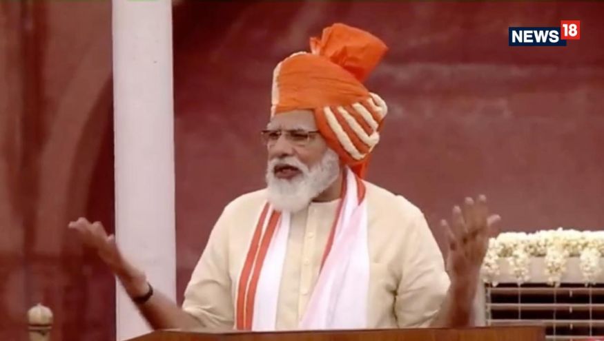 গোটা ভাষণে শুধু আত্মনির্ভর নয়, প্রধানমন্ত্রীর মুখে বারবার ঘুরে ফিরে এসেছে নাগরিক (Citizen) শব্দটিও ৷ ভাল করে লক্ষ্য করে দেখা গিয়েছে মোদিজি প্রায় ৩৬ বার উচ্চারণ করেছেন Citizen শব্দটি ৷ গোটা ভাষণে শুধু আত্মনির্ভর নয়, প্রধানমন্ত্রীর মুখে বারবার ঘুরে ফিরে এসেছে নাগরিক (Citizen) শব্দটিও ৷ ভাল করে লক্ষ্য করে দেখা গিয়েছে মোদিজি প্রায় ৩৬ বার উচ্চারণ করেছেন Citizen শব্দটি ৷