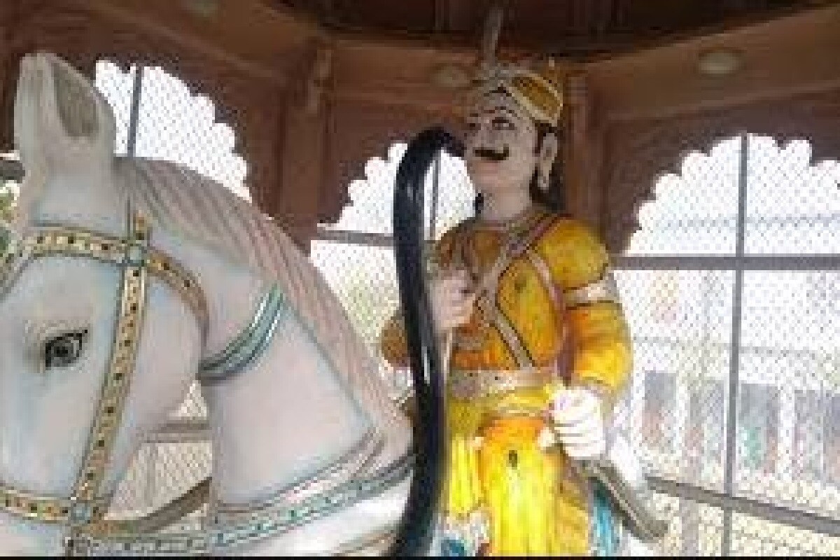 এই সপ্তাহের শুক্রবার মহাসমারোহে দেশে দশমী পালিত হচ্ছে৷ মধ্যপ্রদেশ ও রাজস্থানের একাধিক এলাকায় এই উৎসব পালিত হয়৷ তেজজী মন্দিরের মেলাও পালিত হয়৷ তবে এবার মেলা আয়োজন হবে না৷ সাপের দংশন থেকে বাঁচতে এই তিথি পালন করা হয়৷ Photo- File এই সপ্তাহের শুক্রবার মহাসমারোহে দেশে দশমী পালিত হচ্ছে৷ মধ্যপ্রদেশ ও রাজস্থানের একাধিক এলাকায় এই উৎসব পালিত হয়৷ তেজজী মন্দিরের মেলাও পালিত হয়৷ তবে এবার মেলা আয়োজন হবে না৷ সাপের দংশন থেকে বাঁচতে এই তিথি পালন করা হয়৷ Photo- File