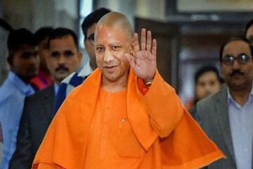 দাঙ্গা লাগানোর ষড়যন্ত্র চলছে! হাতরস কাণ্ডে অভিযোগ যোগী আদিত্যনাথের