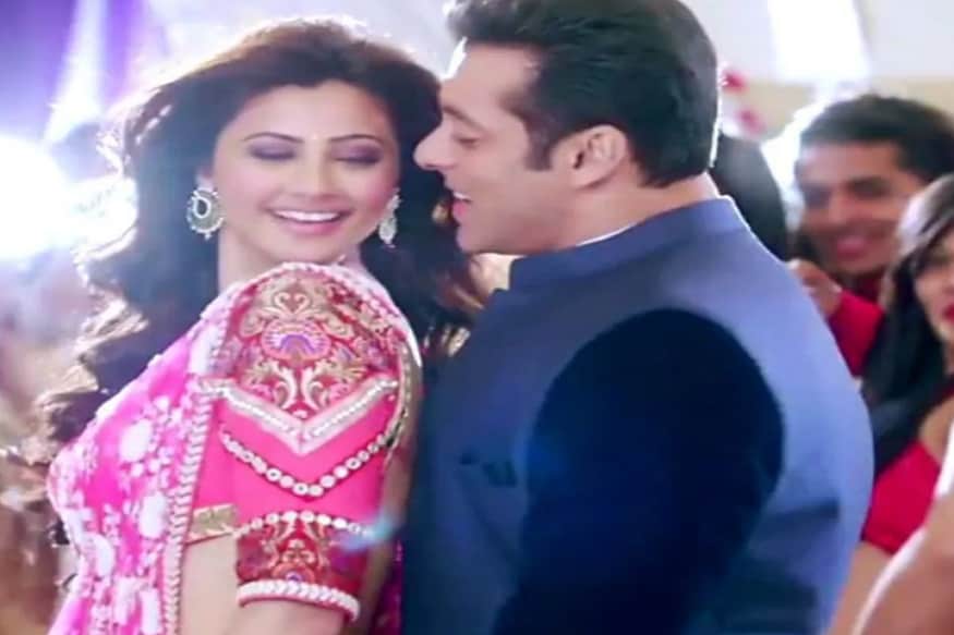 ডেইজি শাহ: সলমনের সঙ্গে জয় হো তে অভিনয় দিয়ে বলিউডে পা রেখেছিলেন ,শুধুই এই ছবিই নয় পরবর্তী ফ্লিমও ফ্লপ হওয়াতে বলিউডে তাঁর কেরিয়ার ফ্লপ কেরিয়ারে পরিণত হয়েছে ৷ ডেইজি শাহ: সলমনের সঙ্গে জয় হো তে অভিনয় দিয়ে বলিউডে পা রেখেছিলেন ,শুধুই এই ছবিই নয় পরবর্তী ফ্লিমও ফ্লপ হওয়াতে বলিউডে তাঁর কেরিয়ার ফ্লপ কেরিয়ারে পরিণত হয়েছে ৷
