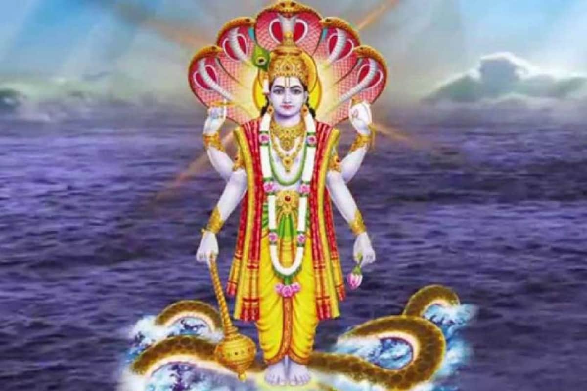 আগামী ১৭ সেপ্টেম্বর ২০২০, আশ্বিন মাস পড়ছে ৷ ১৮ সেপ্টেম্বর ২০২০ (বাংলার ২ আশ্বিন ১৪২৭) থেকে ১৬ অক্টোবর পর্যন্ত মলমাস থাকবে মলমাস অর্থাৎ এই সময়ে কোনও শুভ কাজ সম্পন্ন হয়না ৷ যেমন বিয়ে, মুখেভাত বা অন্নপ্রাশন, উপনয়ণ ইত্যাদি হয়না ৷ আগামী ১৭ সেপ্টেম্বর ২০২০, আশ্বিন মাস পড়ছে ৷ ১৮ সেপ্টেম্বর ২০২০ (বাংলার ২ আশ্বিন ১৪২৭) থেকে ১৬ অক্টোবর পর্যন্ত মলমাস থাকবে মলমাস অর্থাৎ এই সময়ে কোনও শুভ কাজ সম্পন্ন হয়না ৷ যেমন বিয়ে, মুখেভাত বা অন্নপ্রাশন, উপনয়ণ ইত্যাদি হয়না ৷
