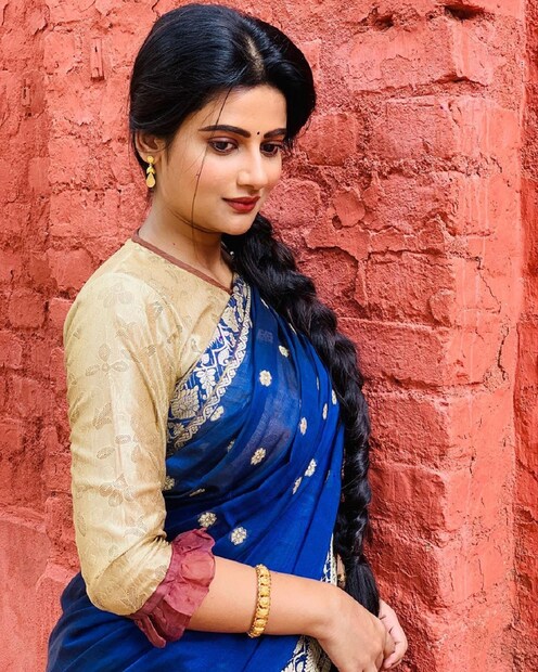 এই দুই অভিনেত্রীকেই দেখা যাচ্ছে কাদম্বিনীর চরিত্রে অভিনয় করতে। photo source Instagram 