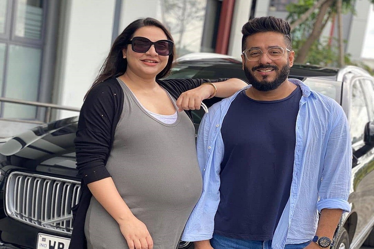 • চক্রবর্তী-গঙ্গোপাধ্যায় পরিবারে তাই খুশির হাওয়া বইছে । ছেলে হওয়ার কিছুক্ষণের মধ্যেই সদ্য বাবা-মা রাজ-শুভশ্রী সোশ্যাল মিডিয়ায় শেয়ার করেন সেই খবর । ছবি: ইনস্টাগ্রাম । • চক্রবর্তী-গঙ্গোপাধ্যায় পরিবারে তাই খুশির হাওয়া বইছে । ছেলে হওয়ার কিছুক্ষণের মধ্যেই সদ্য বাবা-মা রাজ-শুভশ্রী সোশ্যাল মিডিয়ায় শেয়ার করেন সেই খবর । ছবি: ইনস্টাগ্রাম ।