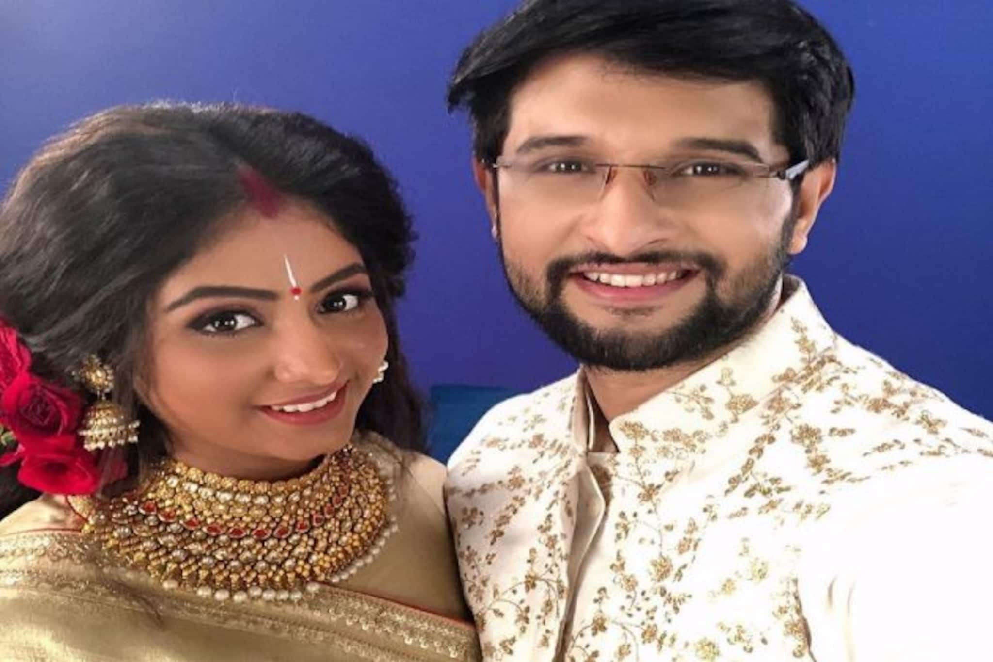 ‘কৃষ্ণকলি’র কোমর ধরে তুমুল নাচ নিখিলের, ভিডিও ভাইরাল সোশ্যাল মিডিয়ায়