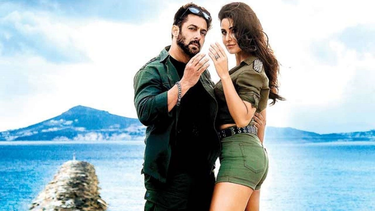 বলা হচ্ছে বলিউডের সব থেকে বড় বাজেটের ছবি হতে চলেছে এটি। যার প্রোডাকশন খরচ ২০০ থেকে ২২৫ কোটি টাকা। যেখানে অন্য ছবির প্রোডাকশন কস্ট থাকে ২৫ থেকে ৩০ কোটি টাকা। photo source collected বলা হচ্ছে বলিউডের সব থেকে বড় বাজেটের ছবি হতে চলেছে এটি। যার প্রোডাকশন খরচ ২০০ থেকে ২২৫ কোটি টাকা। যেখানে অন্য ছবির প্রোডাকশন কস্ট থাকে ২৫ থেকে ৩০ কোটি টাকা। photo source collected