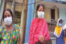 হেঁটে অন্য বিল্ডিংয়ে X-Ray করতে যাচ্ছে করোনা রোগী, কাঠগড়ায় কলকাতা মেডিক্যাল হেঁটে অন্য বিল্ডিংয়ে X-Ray করতে যাচ্ছে করোনা রোগী, কাঠগড়ায় কলকাতা মেডিক্যাল