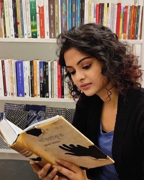 সোলাঙ্কি স্টার জলসা চ্যানেলে হয়েছেন কাদম্বিনী। photo source Instagram 