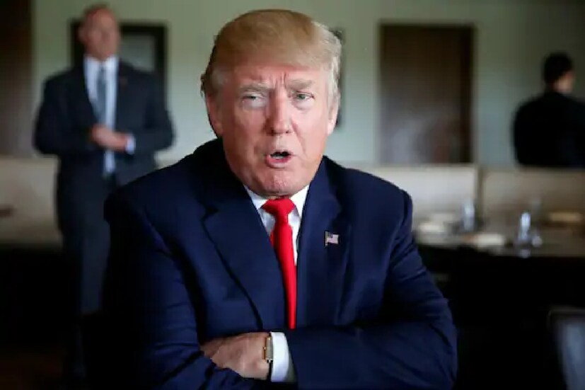 নাভিদ আফকারির মৃত্যুদণ্ড রদ করার জন্য এ মাসেই ট্যুইটারে আবেদন করেছিলেন মার্কিন প্রেসিডেন্ট   ডোনাল্ড ট্রাম্প৷ তিনি অভিযোগ করেন, রাস্তায় নেমে ইরান সরকারের বিরুদ্ধে প্রতিবাদ করার জন্যই   নাভিদ আফকরিকে মৃত্যুদণ্ড দেওয়া হয়েছে৷ ট্যুইটারে ট্রাম্প লেখেন, 'ইরানের সব নেতাদের কাছে আমার   আবেদন, এত অল্পবয়সি একজনকে মৃত্যুদণ্ড না দিলে আমি সেই পদক্ষেপের প্রশংসা করব, ধন্যবাদ৷' 