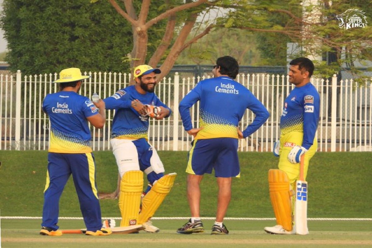 CSK -র ফ্যান৷ এবারের মরশুমের আগে দল সম্পর্কে সব জানেন কি৷ এখনও জানেন না ৷ জেনে নিন সব এক ক্লিকে৷ আইপিএল -র মরশুমের সবচেয়ে সফলতম দল সিএসকে৷ আইপিএলের মহা গুরুত্বপূর্ণ প্লে অফে প্রতিবার অংশ নিয়েছে৷ অভিজ্ঞতার সঙ্গে ট্যালেন্টের যোগে এবারেও দল সাজিয়েছে তারা ৷ মহেন্দ্র সিং ধোনি এই প্রতি মরশুমের অধিনায়ক ছিলেন৷ দলের কয়েকজন গুরুত্বপূর্ণ ক্রিকেটার ছিলেন রবীন্দ্র জাদেজা, ডোয়েন ব্র্যাভো, কেদার যাদব৷ Photo- Twitter CSK -র ফ্যান৷ এবারের মরশুমের আগে দল সম্পর্কে সব জানেন কি৷ এখনও জানেন না ৷ জেনে নিন সব এক ক্লিকে৷ আইপিএল -র মরশুমের সবচেয়ে সফলতম দল সিএসকে৷ আইপিএলের মহা গুরুত্বপূর্ণ প্লে অফে প্রতিবার অংশ নিয়েছে৷ অভিজ্ঞতার সঙ্গে ট্যালেন্টের যোগে এবারেও দল সাজিয়েছে তারা ৷ মহেন্দ্র সিং ধোনি এই প্রতি মরশুমের অধিনায়ক ছিলেন৷ দলের কয়েকজন গুরুত্বপূর্ণ ক্রিকেটার ছিলেন রবীন্দ্র জাদেজা, ডোয়েন ব্র্যাভো, কেদার যাদব৷ Photo- Twitter