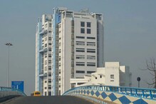 খরচ চালাতে আরও সাড়ে ৫৩ লক্ষ টাকা দাবি রাজভবনের, নাকচ করল নবান্ন খরচ চালাতে আরও সাড়ে ৫৩ লক্ষ টাকা দাবি রাজভবনের, নাকচ করল নবান্ন