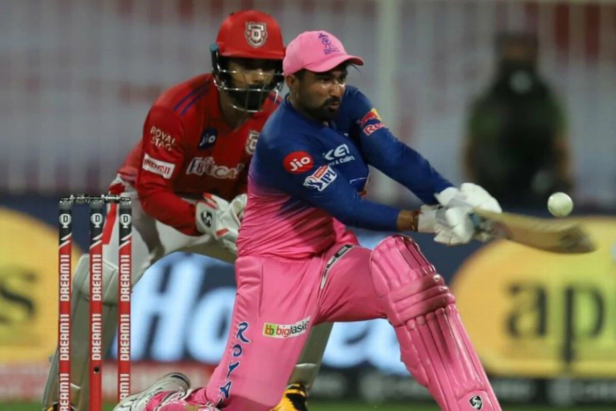 ২০১৮ সালে তেওয়াটিয়া যান দিল্লি ডেয়ারডেভিলসে৷ নতুন দলের হয়ে আটটি ম্যাচে সুযোগ পান তিনি৷ তার পরের বছর অর্থাৎ ২০১৯ সালে তাঁকে ফের রাজস্থান রয়্যালস কিনে নেয়৷Photo-IPL ২০১৮ সালে তেওয়াটিয়া যান দিল্লি ডেয়ারডেভিলসে৷ নতুন দলের হয়ে আটটি ম্যাচে সুযোগ পান তিনি৷ তার পরের বছর অর্থাৎ ২০১৯ সালে তাঁকে ফের রাজস্থান রয়্যালস কিনে নেয়৷Photo-IPL