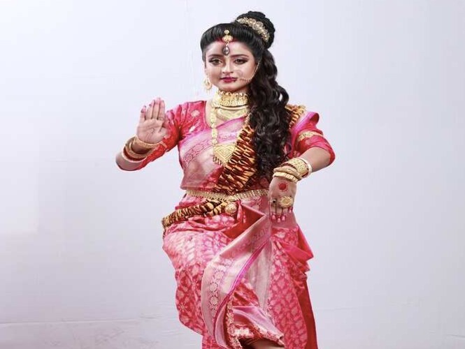 *ভগবান কৃ্ষ্ণের জন্মের সময় কংসকে সাজা দিতে দেবী দুর্গা যোগমায়ার রূপ ধারণ করেছিলেন। সেই ভূমিকায় দেখা যাবে দেবাদ্রিতা বসুকে। *ভগবান কৃ্ষ্ণের জন্মের সময় কংসকে সাজা দিতে দেবী দুর্গা যোগমায়ার রূপ ধারণ করেছিলেন। সেই ভূমিকায় দেখা যাবে দেবাদ্রিতা বসুকে।