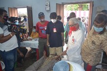 শ্যামল চক্রবর্তী স্মরণে রক্তদান শিবির, উপস্থিত বিমান বসু, মানব মুখোপাধ্যায়রা শ্যামল চক্রবর্তী স্মরণে রক্তদান শিবির, উপস্থিত বিমান বসু, মানব মুখোপাধ্যায়রা