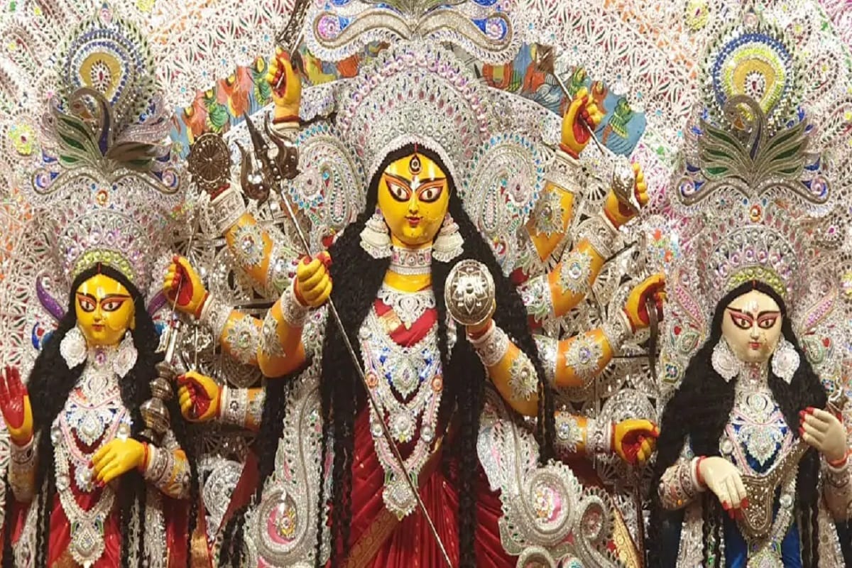 ছবিটা বদলাচ্ছিল। আগ্রহ বাড়ছিল সোশাল সাইটে দেওয়াল লিখনে। নিউ নর্মালে এবার টোটাল ডিজিটাল ক্যাম্পেন। ছবিটা বদলাচ্ছিল। আগ্রহ বাড়ছিল সোশাল সাইটে দেওয়াল লিখনে। নিউ নর্মালে এবার টোটাল ডিজিটাল ক্যাম্পেন।