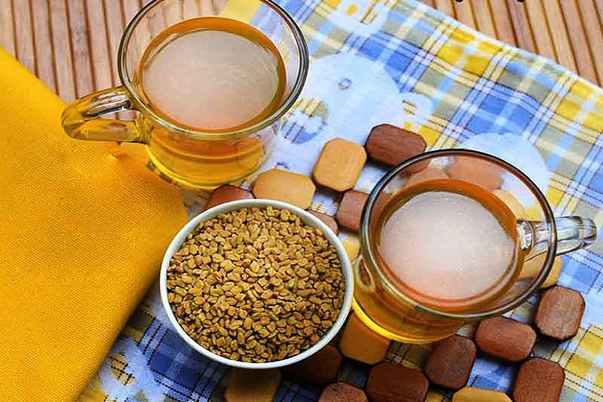 এ ক্ষেত্রে আপনার ওয়ান স্টপ সলিউশন হবে মেথি৷ শরীরকে সম্পূর্ণ সুস্থ ও চনমনে রাখতে মেথির দানার জুড়ি মেলা ভার৷ সকালে ঘুম থেকে উঠে খালি পেটে মেথি ভেজানো জল ও ভিজে মেথি খেতে পারেন, কোনও রোগ ধারেকাছে ঘেঁষবে না৷ এ ক্ষেত্রে আপনার ওয়ান স্টপ সলিউশন হবে মেথি৷ শরীরকে সম্পূর্ণ সুস্থ ও চনমনে রাখতে মেথির দানার জুড়ি মেলা ভার৷ সকালে ঘুম থেকে উঠে খালি পেটে মেথি ভেজানো জল ও ভিজে মেথি খেতে পারেন, কোনও রোগ ধারেকাছে ঘেঁষবে না৷