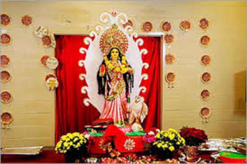 মায়ের কৃপায় সংসারের শ্রীবৃদ্ধি হয় ক্রমশই ৷ সংসারের শ্রীবৃদ্ধিতে মা লক্ষ্মীর অপার কৃপা রয়েছে ৷