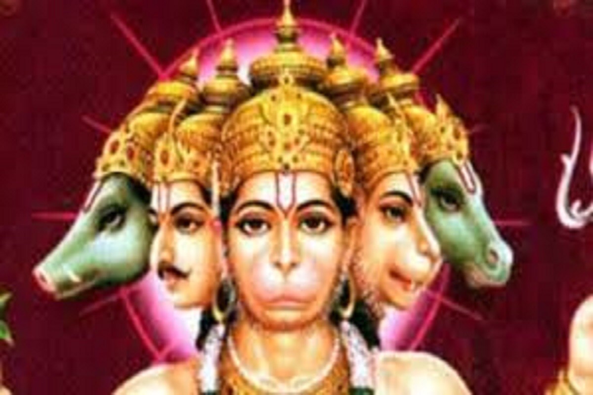 হনুমান চল্লিশা রচনা করেছেন স্বয়ং মহাদেব ৷ প্রতিদিন হনুমান চল্লিশা পাঠ করলে জীবনের সমস্ত দুর্যোগের কালোমেঘ কেটে যায় ৷ হনুমান চল্লিশা রচনা করেছেন স্বয়ং মহাদেব ৷ প্রতিদিন হনুমান চল্লিশা পাঠ করলে জীবনের সমস্ত দুর্যোগের কালোমেঘ কেটে যায় ৷