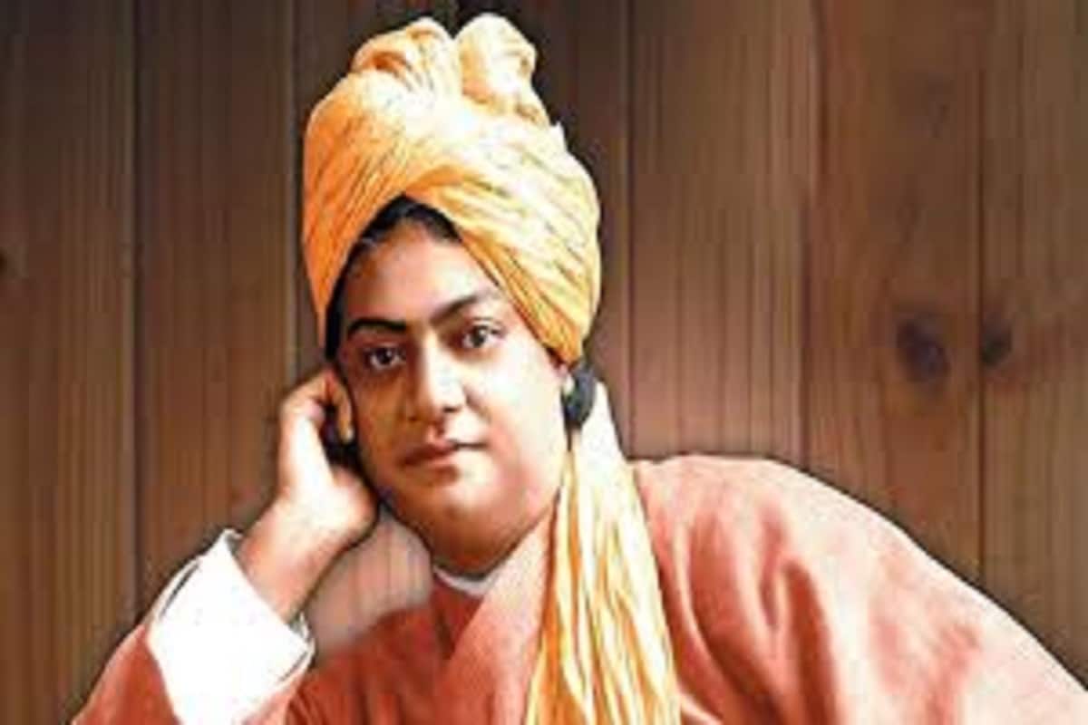 অনবদ্য ব্যক্তিত্ব, অফুরন্ত প্রাণ, শিক্ষাবিদ যেকোনও বিশেষণও যথেষ্ট নয় স্বামীজির জন্য ৷ ঠাকুর শ্রীশ্রী রামকৃষ্ণ পরমহংসদেবের পরম শিষ্য সেদিনের বিলে আজ বিশ্বজয়ী ৷ অনবদ্য ব্যক্তিত্ব, অফুরন্ত প্রাণ, শিক্ষাবিদ যেকোনও বিশেষণও যথেষ্ট নয় স্বামীজির জন্য ৷ ঠাকুর শ্রীশ্রী রামকৃষ্ণ পরমহংসদেবের পরম শিষ্য সেদিনের বিলে আজ বিশ্বজয়ী ৷