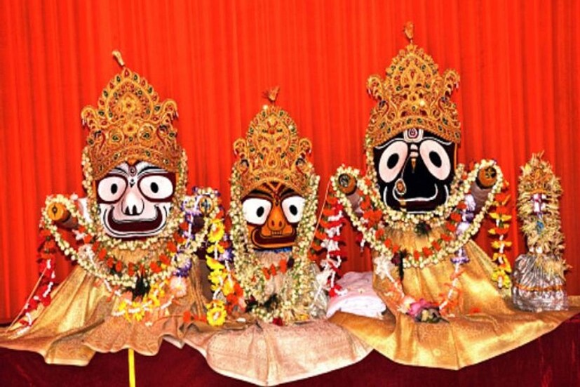নীচতা যখন মানুষের মনুষ্যত্বকে কলুষিত করে ঠিক তখনই জগন্নাথ ভজন সঠিক পথের দিশা দেয় ৷ 