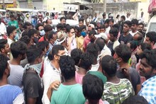 বেহাল বর্ধমান কাটোয়া রোড, ক্ষোভে পথ অবরোধ বাসিন্দাদের